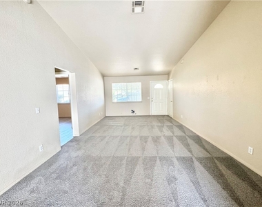 1060 Marne Court - Photo Thumbnail 2