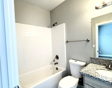 1370 Ogallala Street - Photo Thumbnail 8