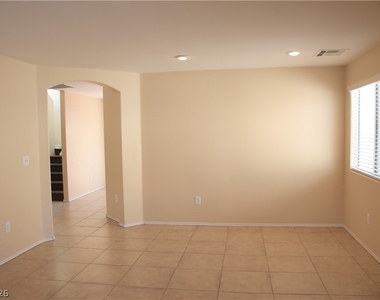 8217 Amphora Street - Photo Thumbnail 14