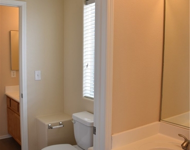 8217 Amphora Street - Photo Thumbnail 6