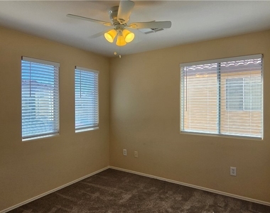 8217 Amphora Street - Photo Thumbnail 2