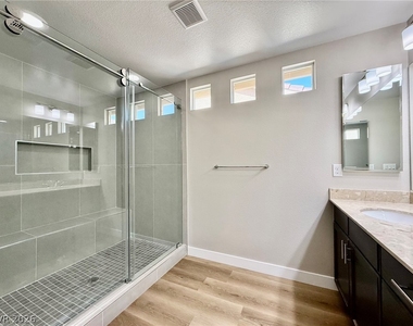 6138 Fielding Hills Road - Photo Thumbnail 12