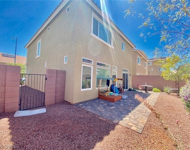 6138 Fielding Hills Road - Photo Thumbnail 21