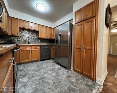 3151 Soaring Gulls Drive - Photo Thumbnail 15