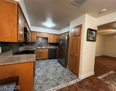 3151 Soaring Gulls Drive - Photo Thumbnail 14