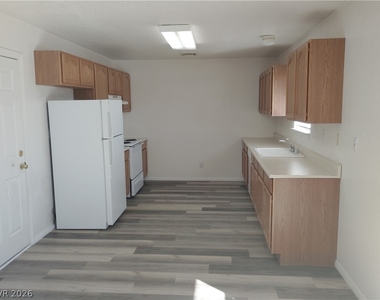 1051 Potro Avenue - Photo Thumbnail 2