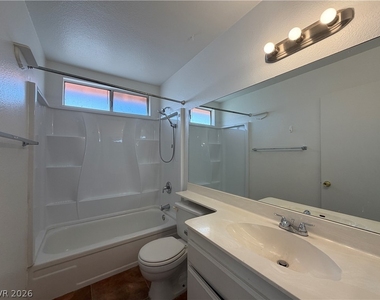 5252 Cartaro Drive - Photo Thumbnail 29