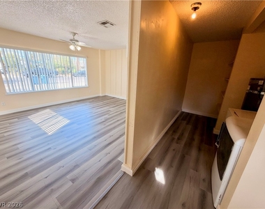 961 Toni Avenue - Photo Thumbnail 13