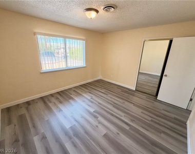 961 Toni Avenue - Photo Thumbnail 20