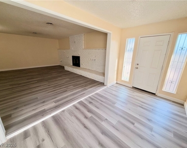 961 Toni Avenue - Photo Thumbnail 7