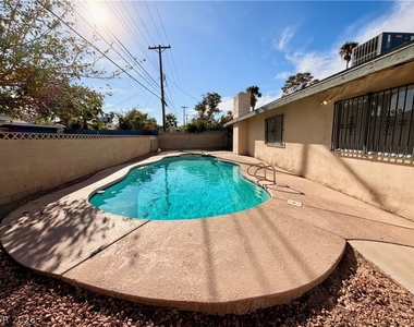 961 Toni Avenue - Photo Thumbnail 32