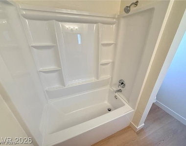 7200 Pirates Cove - Photo Thumbnail 14
