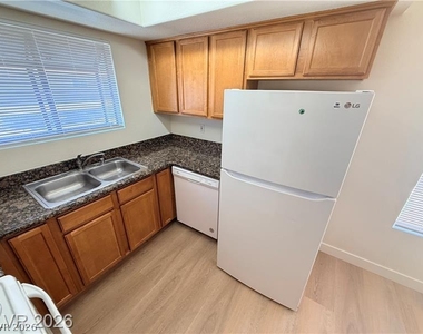 7200 Pirates Cove - Photo Thumbnail 7