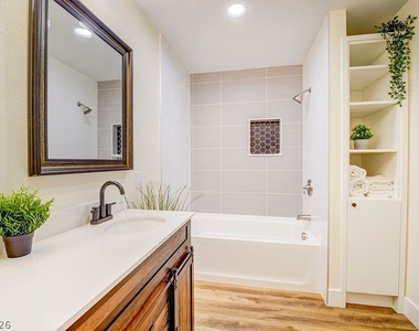 1905 S 16th Street - Photo Thumbnail 27