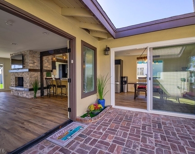 1905 S 16th Street - Photo Thumbnail 12