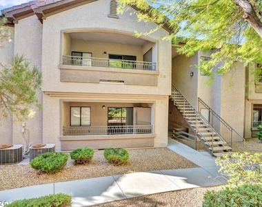 8250 N Grand Canyon Drive - Photo Thumbnail 3