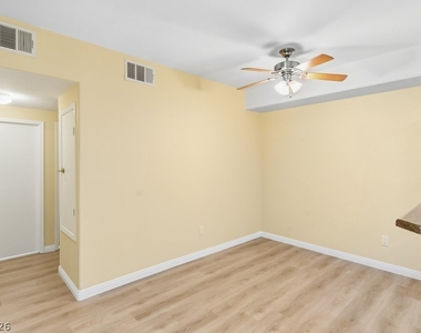 8250 N Grand Canyon Drive - Photo Thumbnail 8