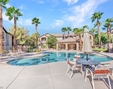8250 N Grand Canyon Drive - Photo Thumbnail 22