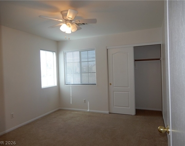 6532 Point Break Street - Photo Thumbnail 12