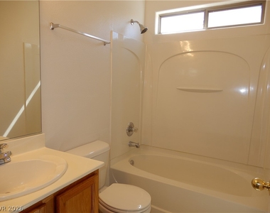 6532 Point Break Street - Photo Thumbnail 11