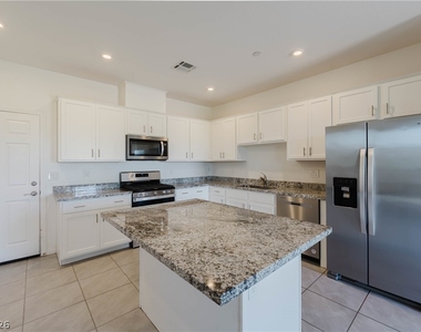 502 Ylang Place - Photo Thumbnail 10