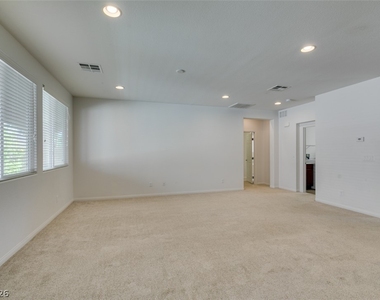12056 La Palmera Avenue - Photo Thumbnail 22