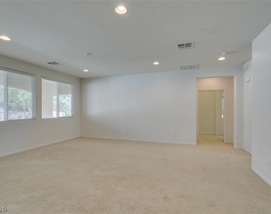 12056 La Palmera Avenue - Photo Thumbnail 21