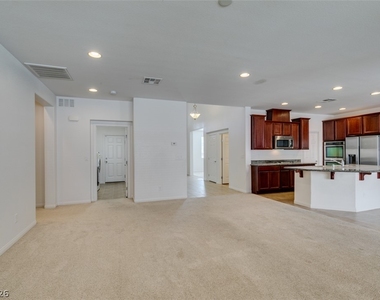 12056 La Palmera Avenue - Photo Thumbnail 24