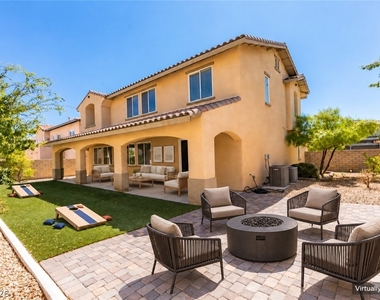 12056 La Palmera Avenue - Photo Thumbnail 11