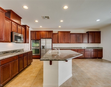 12056 La Palmera Avenue - Photo Thumbnail 37