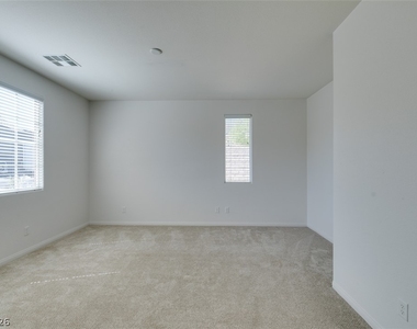 12056 La Palmera Avenue - Photo Thumbnail 15