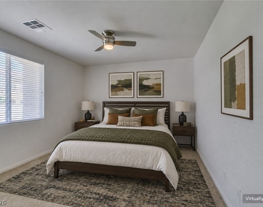 12056 La Palmera Avenue - Photo Thumbnail 10
