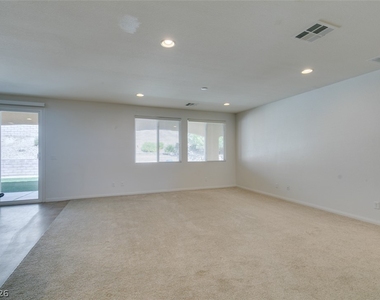 12056 La Palmera Avenue - Photo Thumbnail 20
