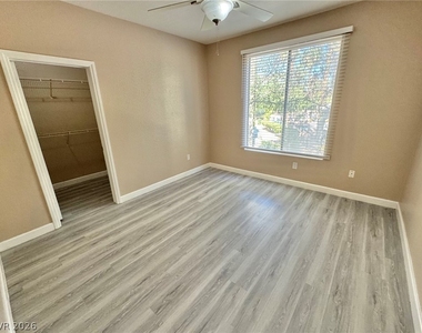 4400 S Jones Boulevard - Photo Thumbnail 19