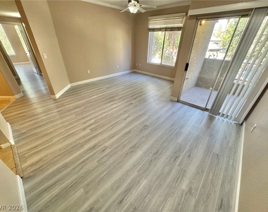 4400 S Jones Boulevard - Photo Thumbnail 3