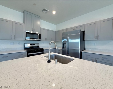 10051 Indigo Cliffs Street - Photo Thumbnail 10