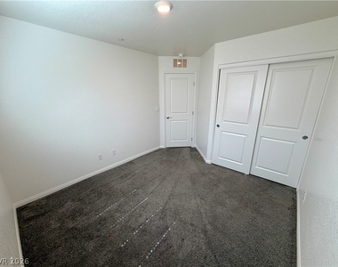 10051 Indigo Cliffs Street - Photo Thumbnail 27