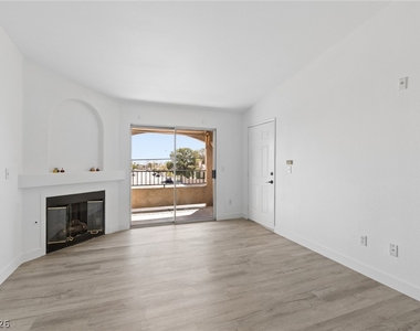 7885 W Flamingo Road - Photo Thumbnail 6