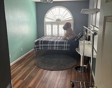 518 Dawn Cove Drive - Photo Thumbnail 6