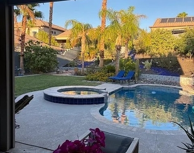 518 Dawn Cove Drive - Photo Thumbnail 14