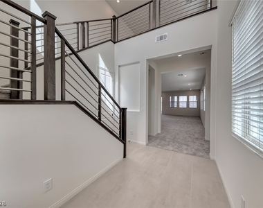 560 Preston Oak Place - Photo Thumbnail 3