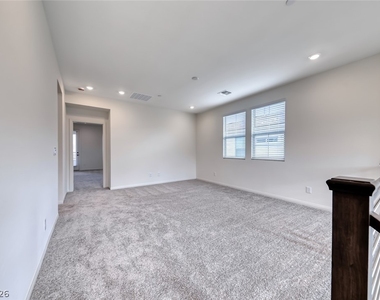 560 Preston Oak Place - Photo Thumbnail 10