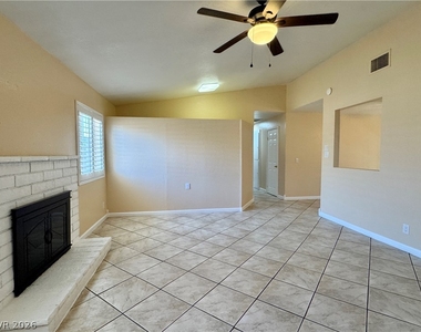 1913 Cameron Street - Photo Thumbnail 4