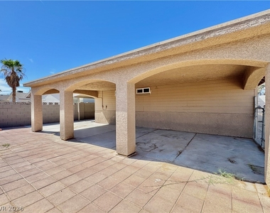 1913 Cameron Street - Photo Thumbnail 17