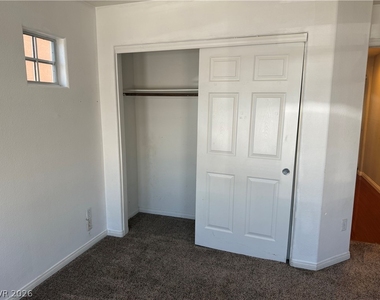 8931 W Torino Avenue - Photo Thumbnail 10