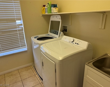 8931 W Torino Avenue - Photo Thumbnail 21