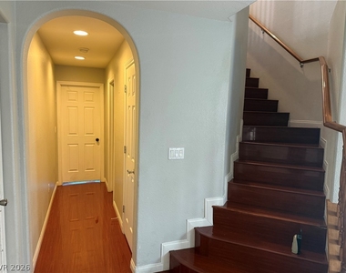 8931 W Torino Avenue - Photo Thumbnail 6