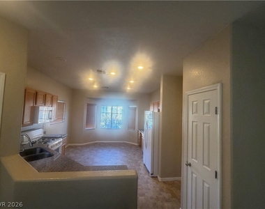 9915 Elkhead Creek Way - Photo Thumbnail 5