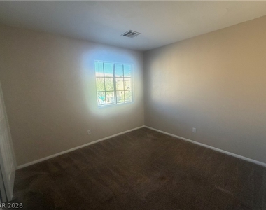 9915 Elkhead Creek Way - Photo Thumbnail 14