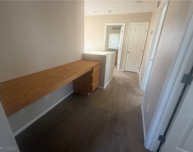 9915 Elkhead Creek Way - Photo Thumbnail 11